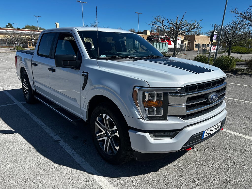 Ford F-150 Pickup XLT SuperCrew V6 SelectShift Ny besiktad