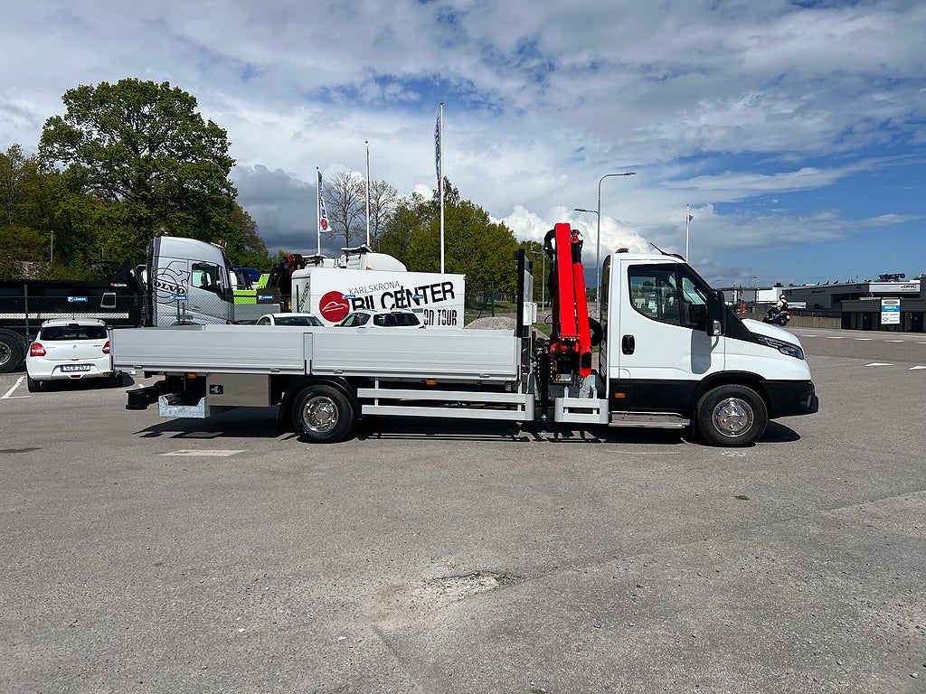 Iveco Daily 72C18 A8 Kranbil Palfinger Kran Fullutrustad