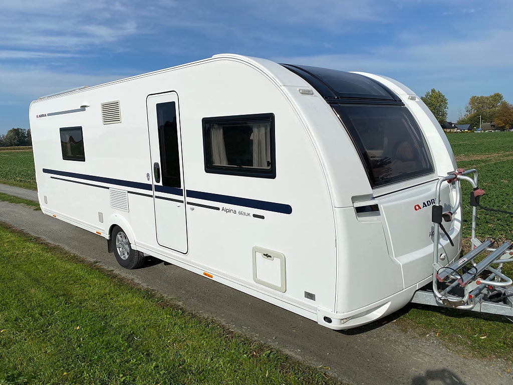 Adria Alpina 663 UK Mover/ Cykelställ/ Barnkammare/ HÖSTKLIPP!