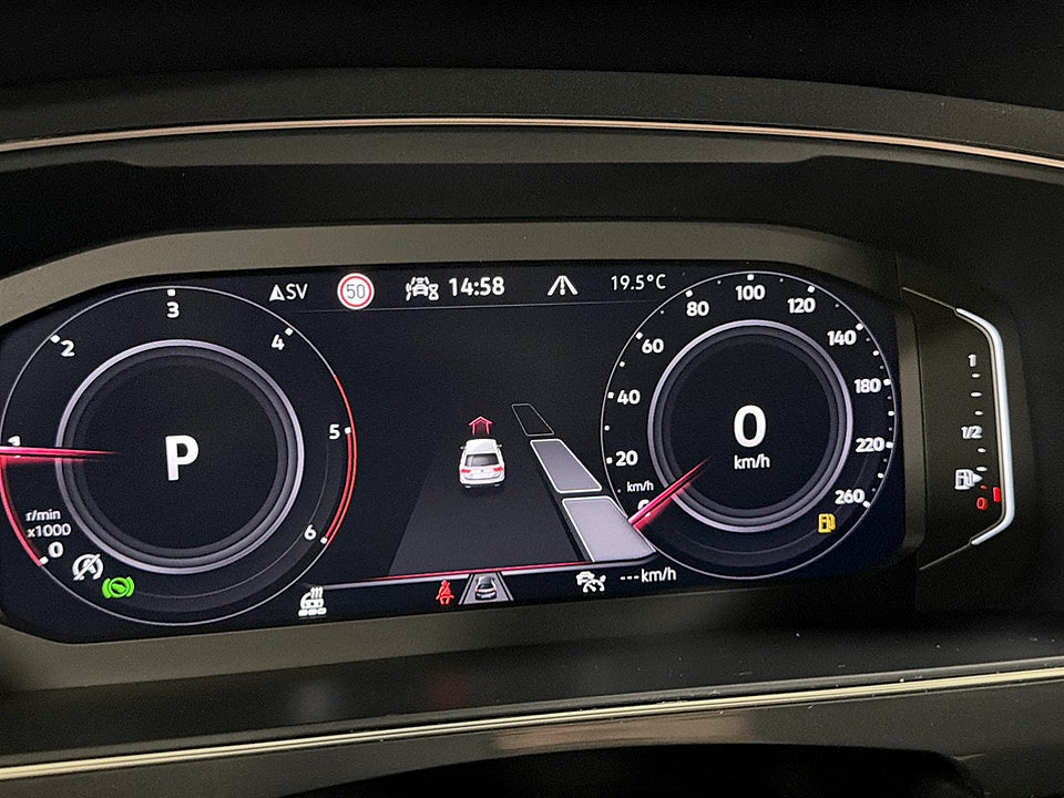 Bild på Volkswagen Tiguan R-Line Allspace 2.0 TDI 200hk Aut 4M R-LINE B-KAMERA
