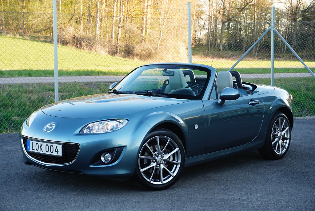 Mazda MX-5 Roadster Coupe 1.8 MZR Takara Edition Hardtop Skinn