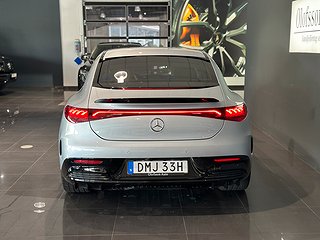 Sedan Mercedes-Benz EQE 4 av 16