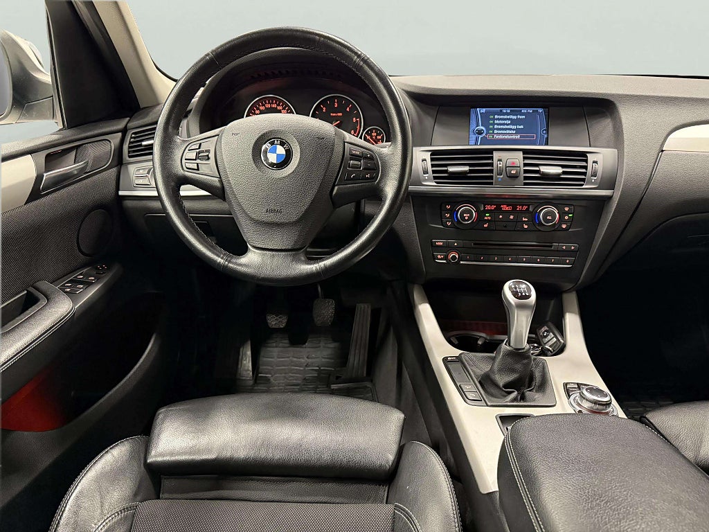 BMW X3 xDrive20d  - miniatyr 11