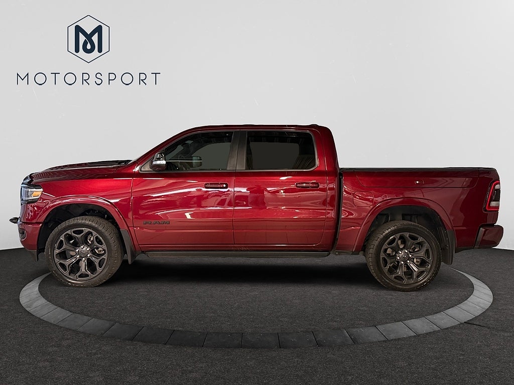 RAM 1500 Dubbelhytt 5.7 Limited Night Drag H/K Pano Luft MOMS bild 2