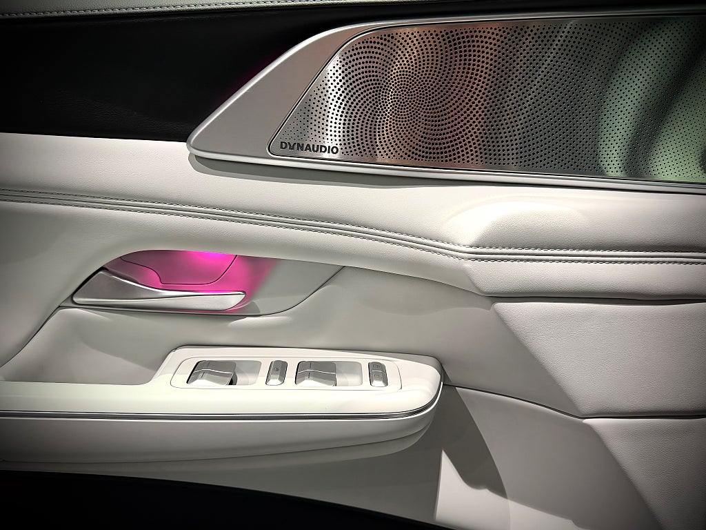 XPENG G9 Performance AWD Dragkrok - bild 13