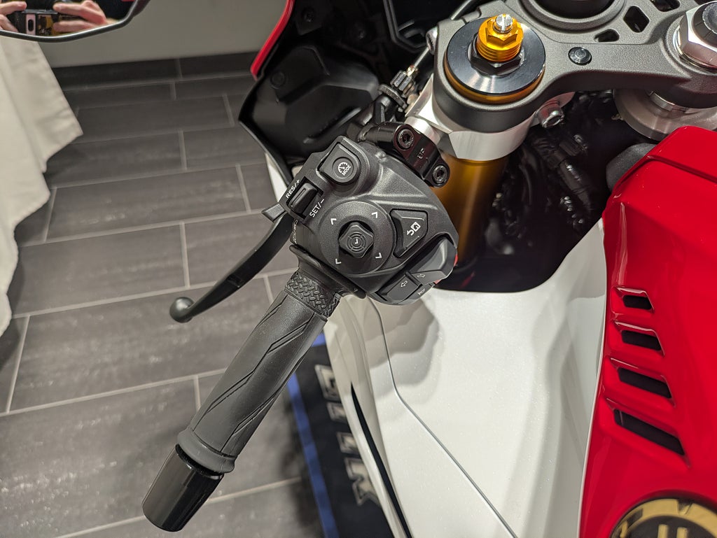 Yamaha YZF-R7 70th Anniversary / Räntekampanj 3,45%