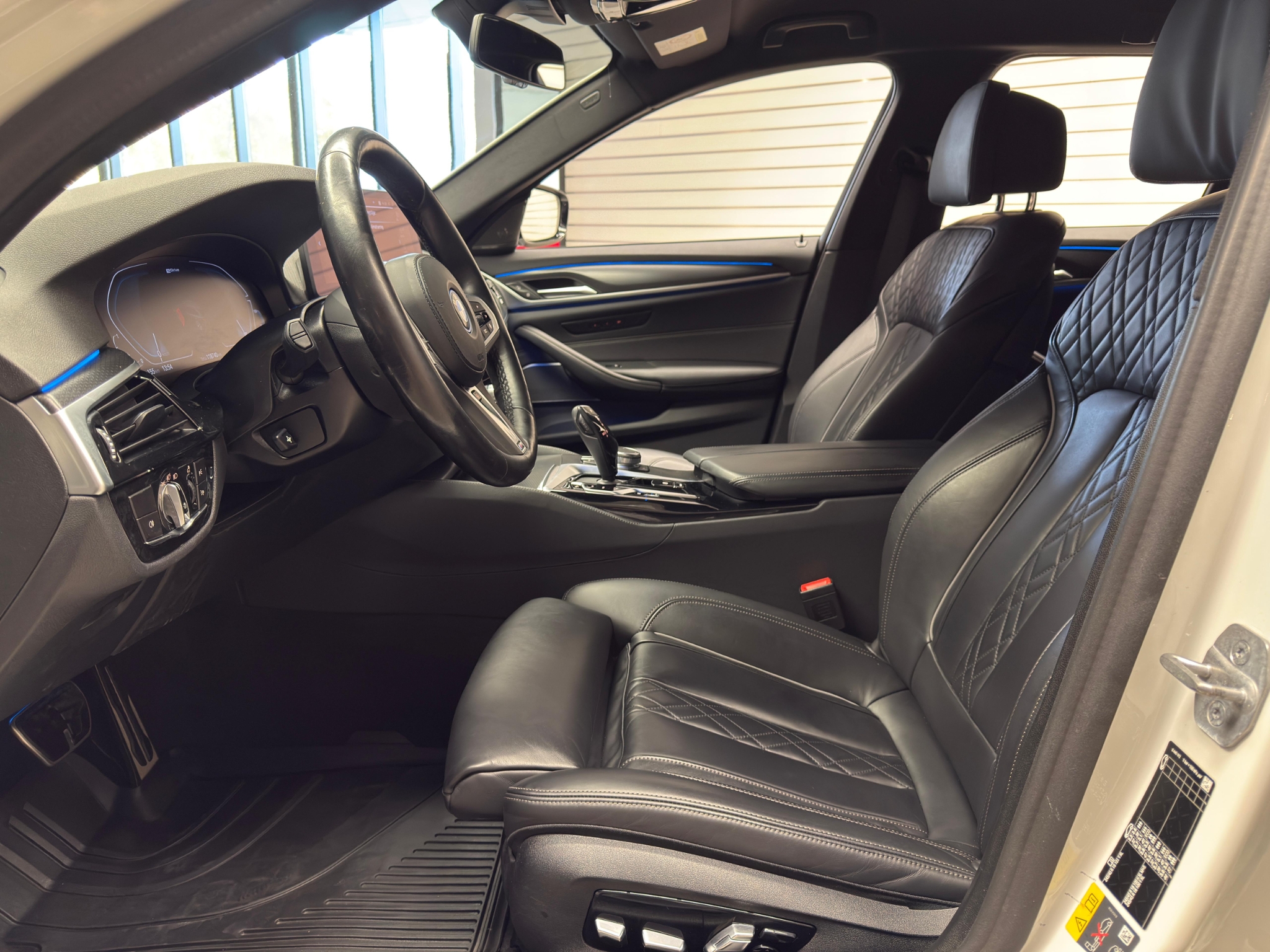 BMW 530e xDrive Touring 292hk M Sport|Drag|Komfortstolar 2023 - miniatyr 42