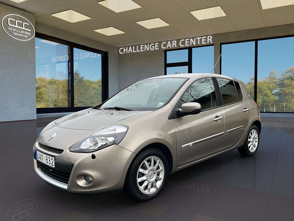 Renault Clio 5-dörrars Halvkombi 1.2 LM S+V däck Lågmil49074