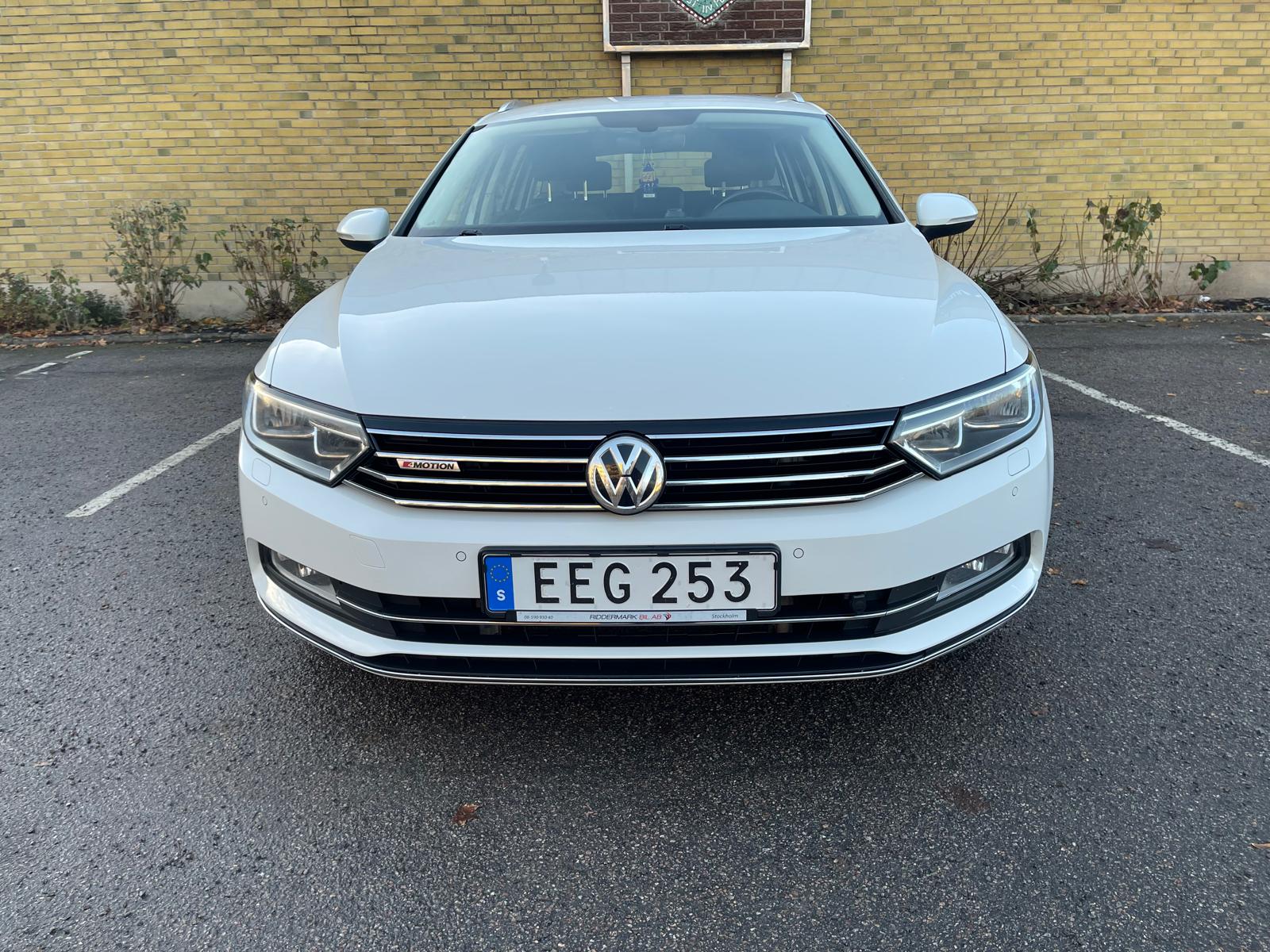 Volkswagen Passat 2015, bild 2/48