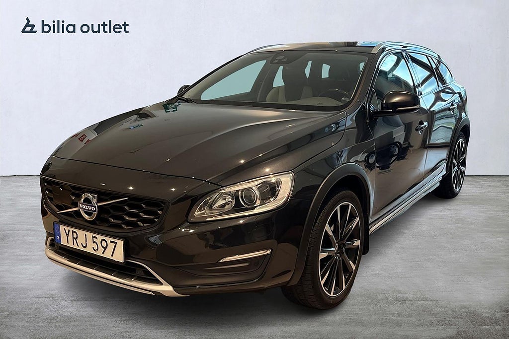 Volvo V60 Cross Country D4 Classic Pro 190hk Drag Navi Backkamera BLIS Värmare