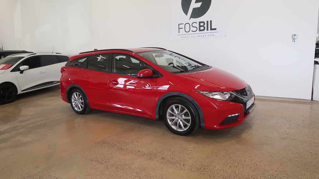 Honda Civic *RÄNTEKAMPANJ 3.45%* 1.8 i-VTEC Nyservad Drag