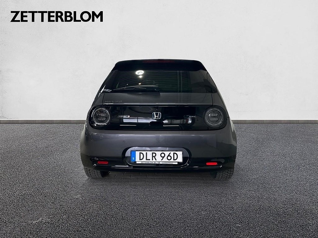 Halvkombi Honda E 23 av 27