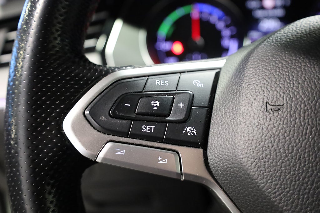 Volkswagen Passat GTE 1,4 TSI 218hk Skinn Kamera Värmare Navi Drag 2020