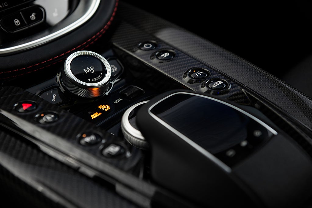 Gallery image 16 of 18