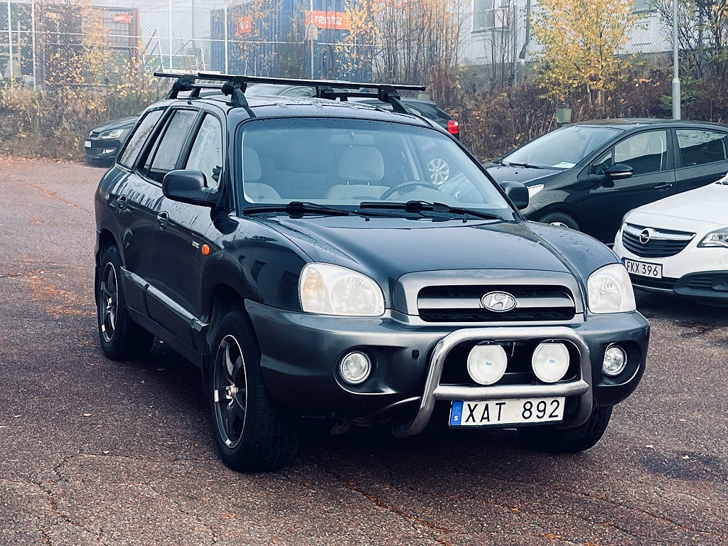Hyundai Santa Fe 2.4 4WD|Drag|Motorvärmare|Besiktigad|