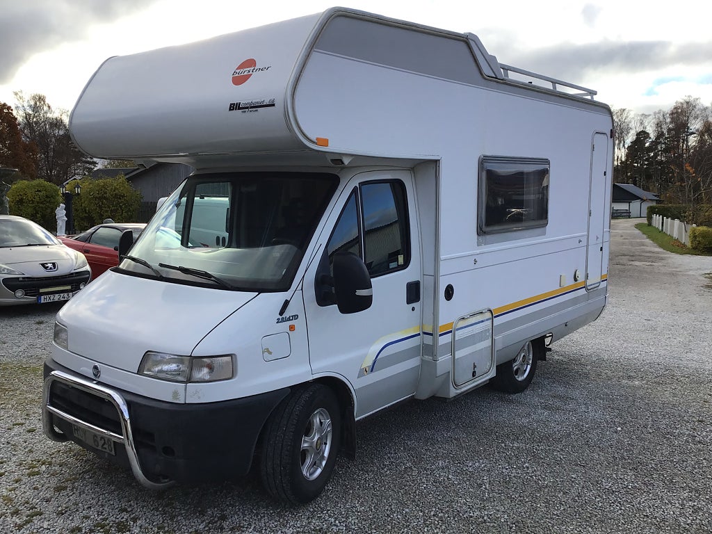 Bürstner Turbo Turbo 2,8 TDJ Nybesiktad,Mycket Fin,122 HK 