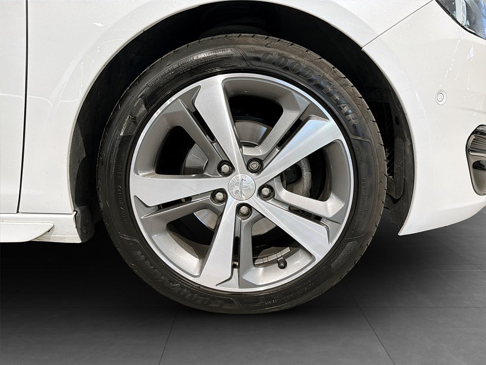 Bild på Peugeot 308 SW GT-Line 1.2 PT 130hk Aut PANO NAVI
