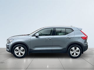 Volvo XC40 D3 AWD Momentum Pro SoV-Däck/Elstol/Kamera/Psens/Navi – bild 4