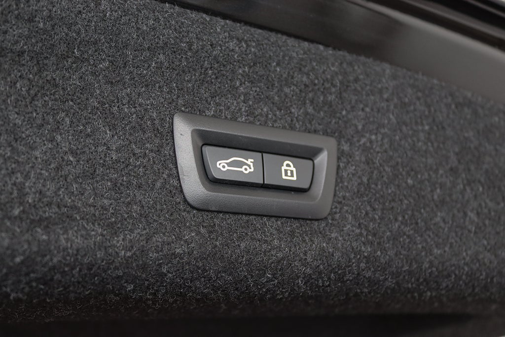 BMW M3 Competition xDrive 1 Ägare H/K M Drive Pro Kolfiber