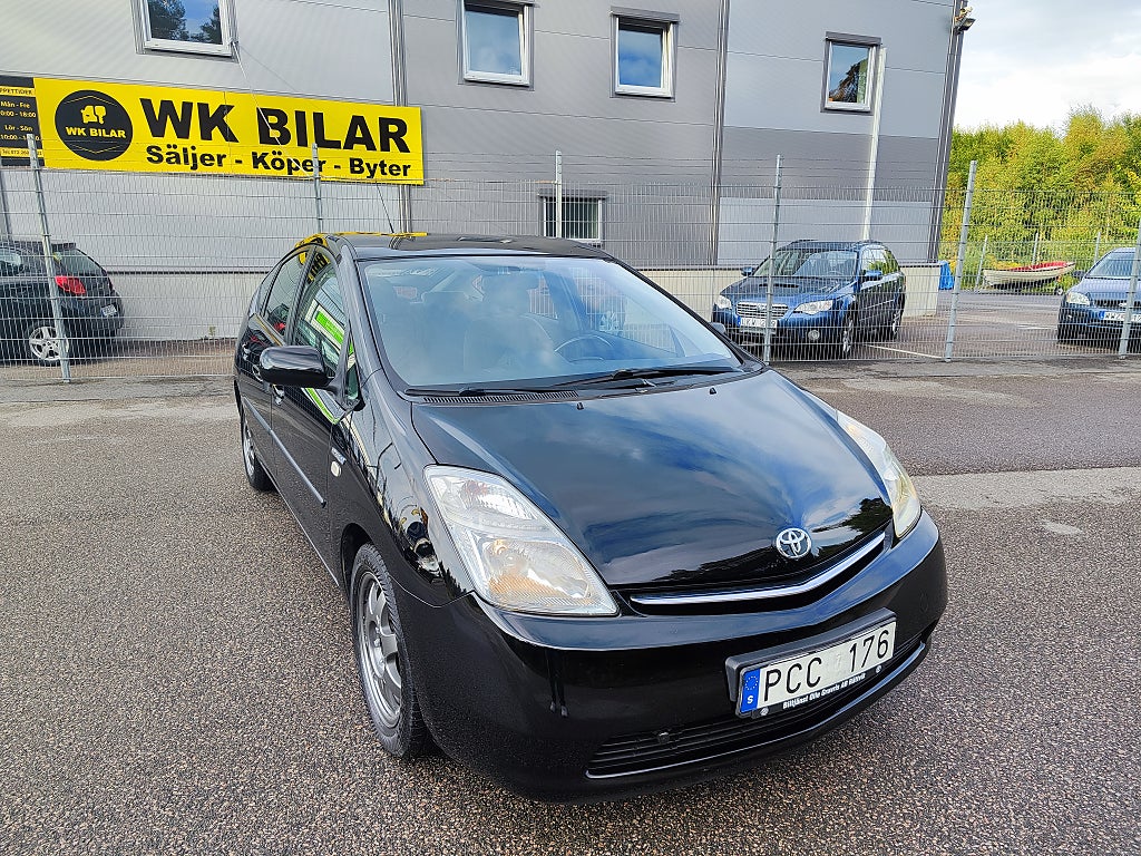 Toyota Prius 1.5 VVT-i + 3CM CVT Euro 4-Nybes