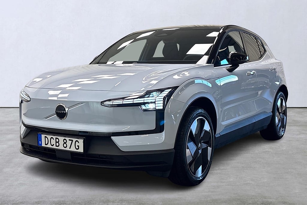 Volvo EX30 Single Motor Extended Range M R Plus Edition