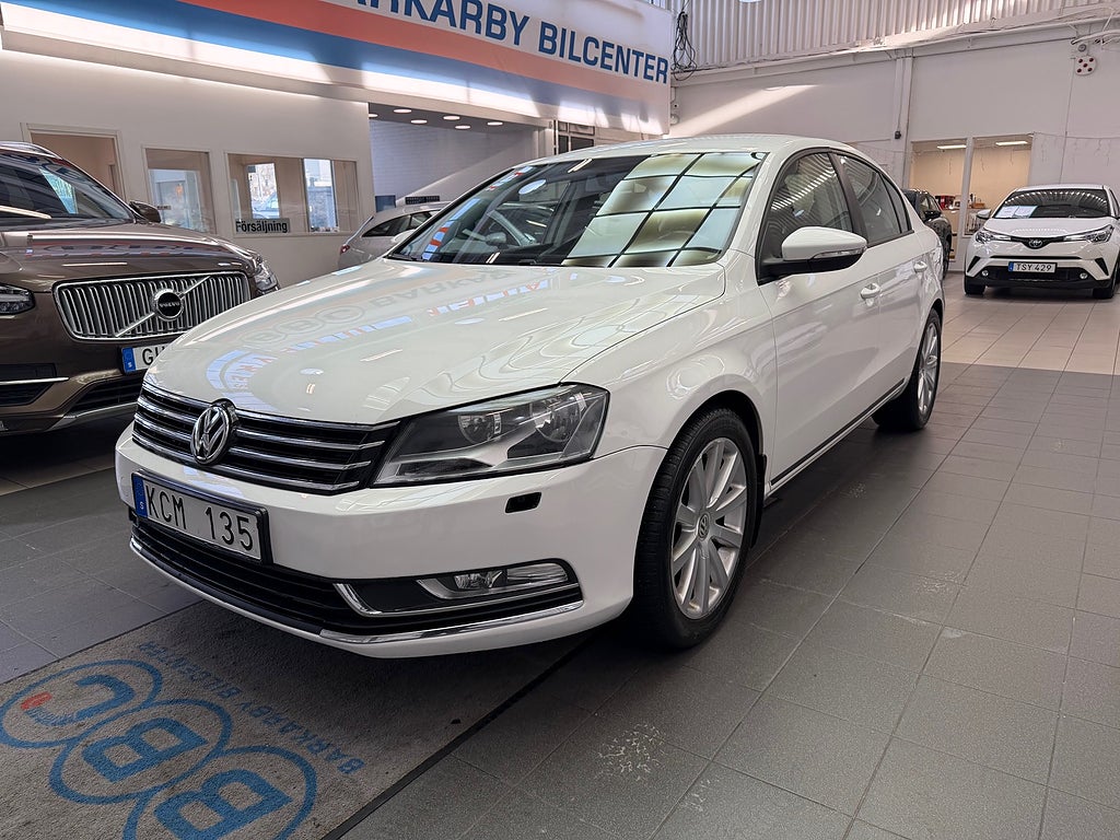 Volkswagen Passat 1.6 TDI DPF BMT / Sedan / Nybesiktigad 
