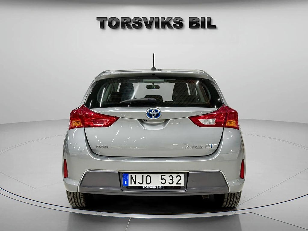 Toyota Auris Hybrid e-CVT Vinterhjul, Motor/Kupevärmare, Ledramp, Hemleverans - miniatyr 5