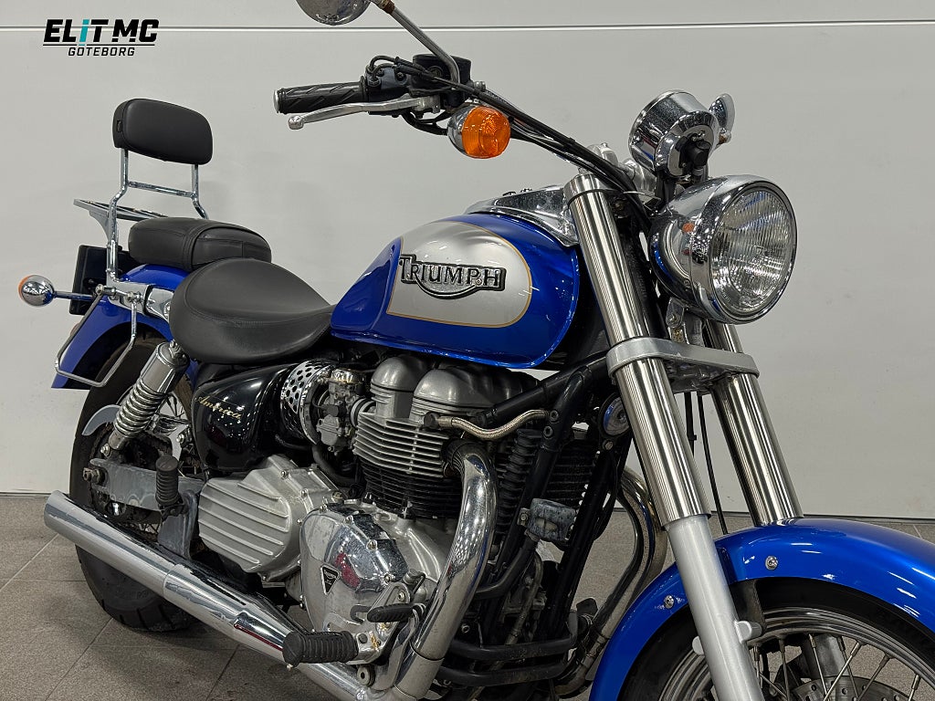 Triumph Bonneville 2004 - miniatyr 2