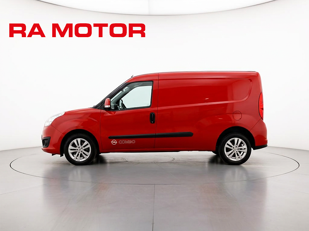 Opel Combo 2.4t 1.6 CDTI | Värmare | Drag | Kamrem bytt | 2015