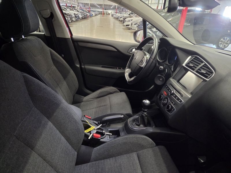 Citroen C4 1,6 BlueHdi 120 Hk 5d 2016, bild 4/39