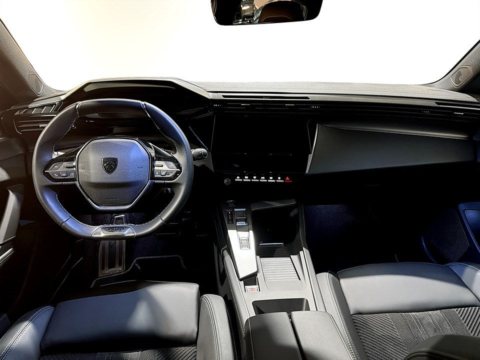 Bild på Peugeot 408 GT 1.2 PT 130hk Aut - B-KAMERA, EL-BAKLUCKA