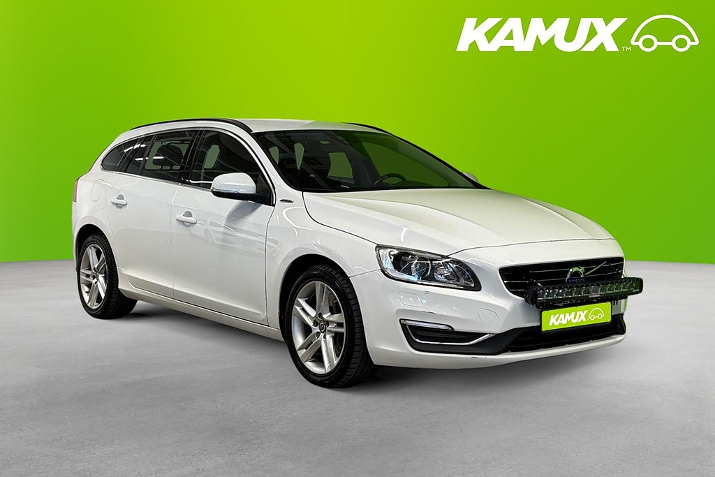 Volvo V60 D5 Plug-in Hybrid AWD Geartronic 231hk Värmare Drag VOC