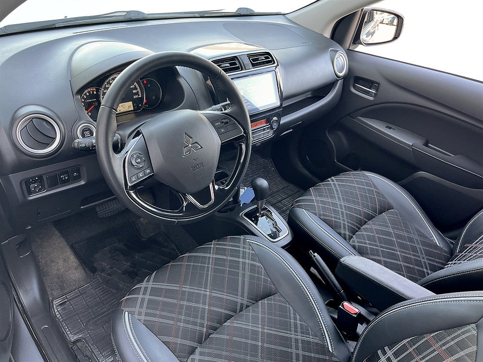 Bild på Mitsubishi Space Star Space Star 1.2 MIVEC INVECS-III 71hk Aut B-KAMERA