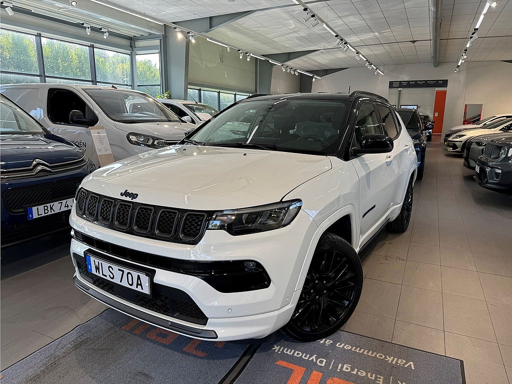 Bild på Jeep Compass PHEV S 4xe 240hk 4WD - CARPLAY