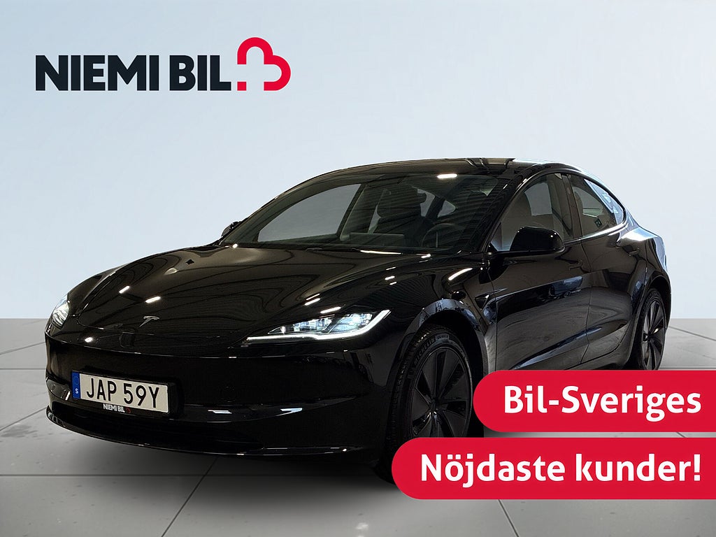 Tesla Model 3 Standard Range Facelift Värmare 360 Pano Skinn S&V-hjul