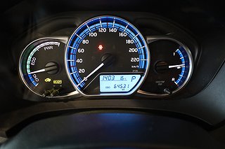 Halvkombi Toyota Yaris 17 av 22