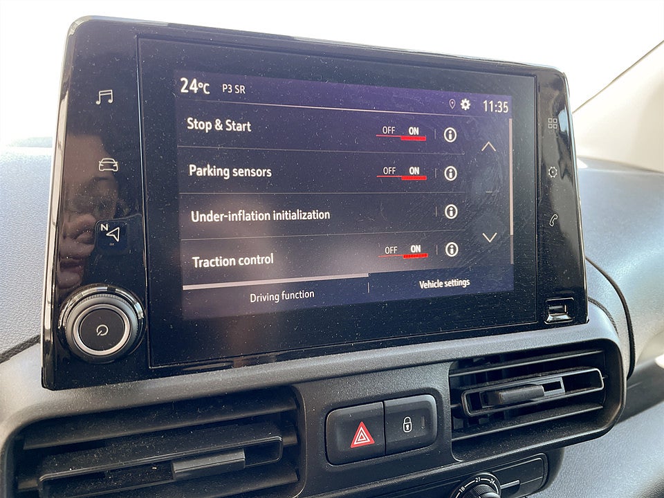 Bild på Opel Combo Cargo XL Business 1.5 130hk Aut L2 WEBASTO B-KAMERA