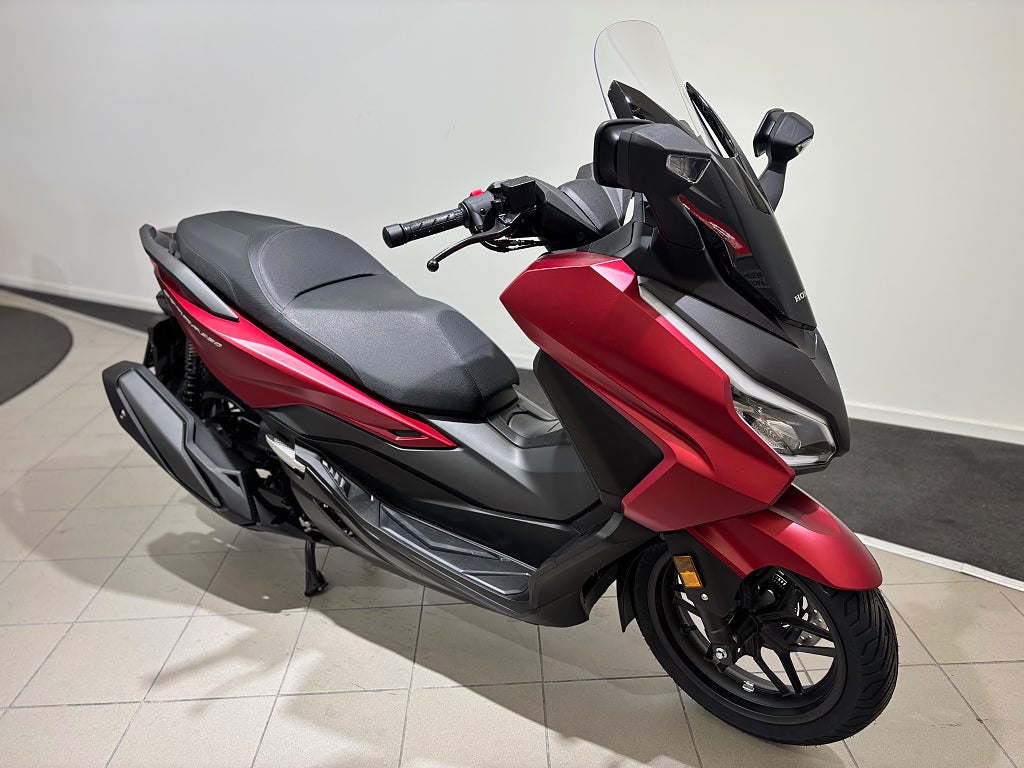 Honda FORZA 350 2026 - miniatyr 2
