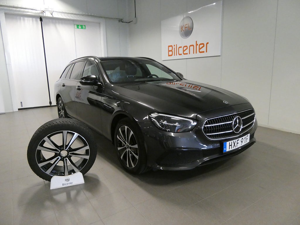 Mercedes-Benz E 300 T de 4M Pano-Drag-Värmare-Kamera-Navi-Carplay-SoV