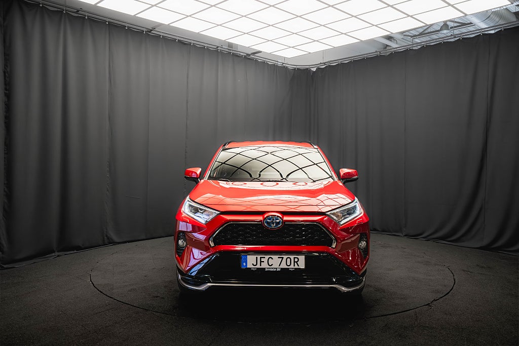 Toyota RAV4 Plug-in AWD LAUNCH DRAG KAMERA ELSTOL 1-ÄGARE MOMS