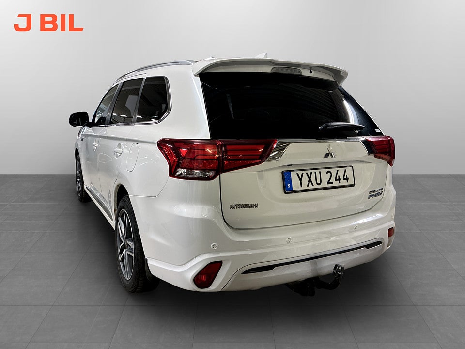 Bild på Mitsubishi Outlander Business PHEV 224hk Aut B-KAMERA DRAG