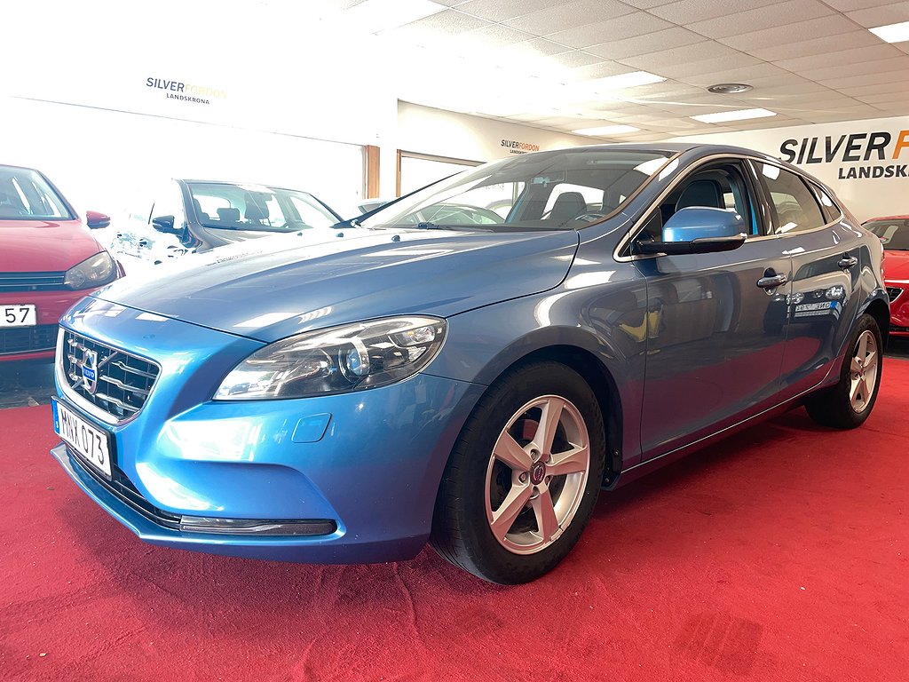 Volvo V40 D2 Momentum Euro 5 nybesk 