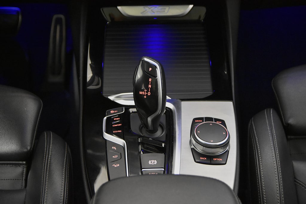 BMW X3 2018 - miniatyr 13