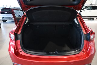 Halvkombi Mazda 3 17 av 17