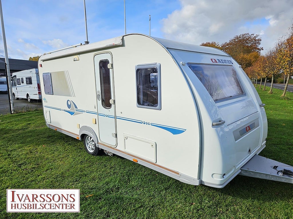 Adria 502 Adiva UP / Dubbelbädd / AC bodel / Mover / Markis