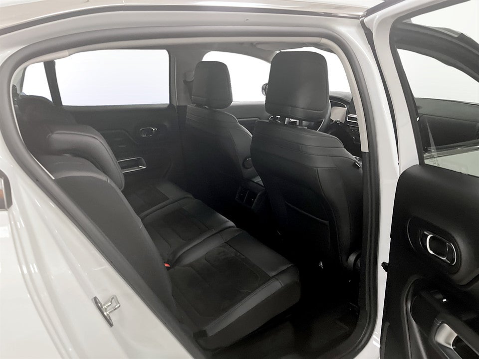 Bild på Citroën C5 Aircross Shine 1,2 PT 130hk Aut - B-KAMERA,ELSTOL,EN ÄGARE