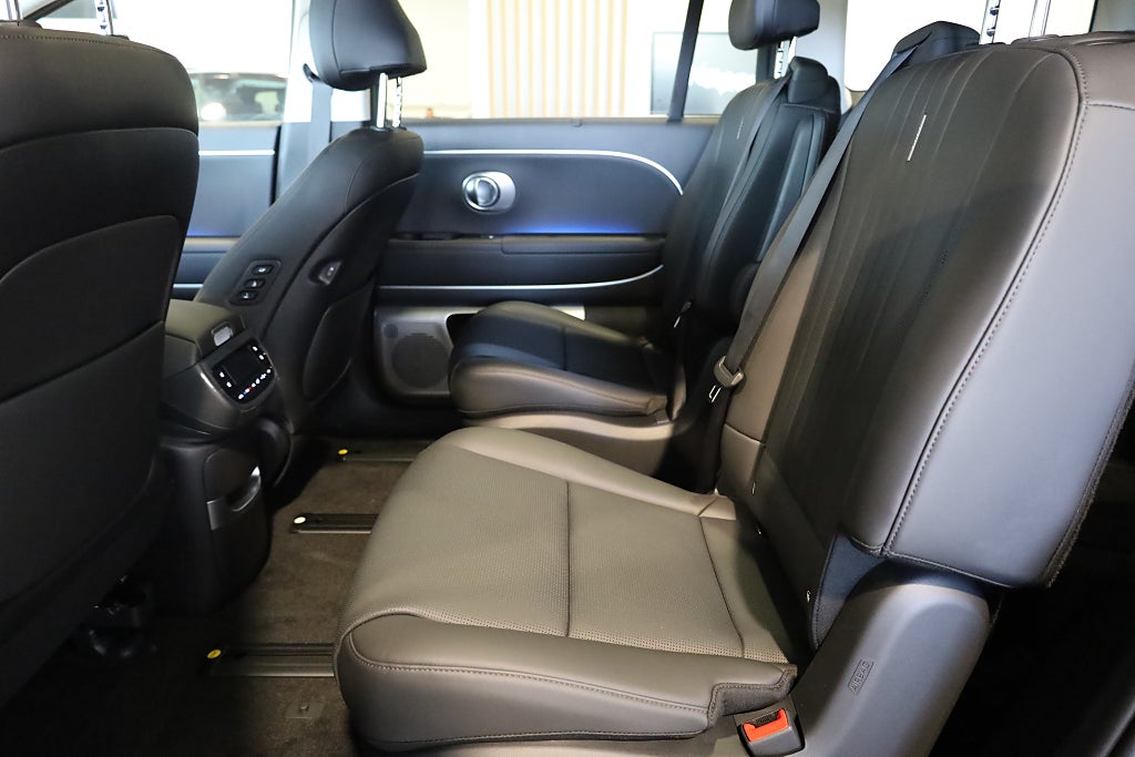 Hyundai IONIQ 9 Calligraphy Line AWD 110kWh *Avbetalningskampanj