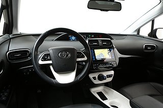 Halvkombi Toyota Prius 12 av 22