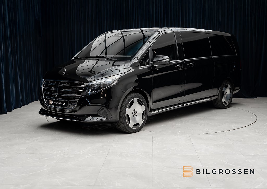Mercedes-Benz V 300d 4MATIC Lyx Säten Airmatic Massage MOMS
