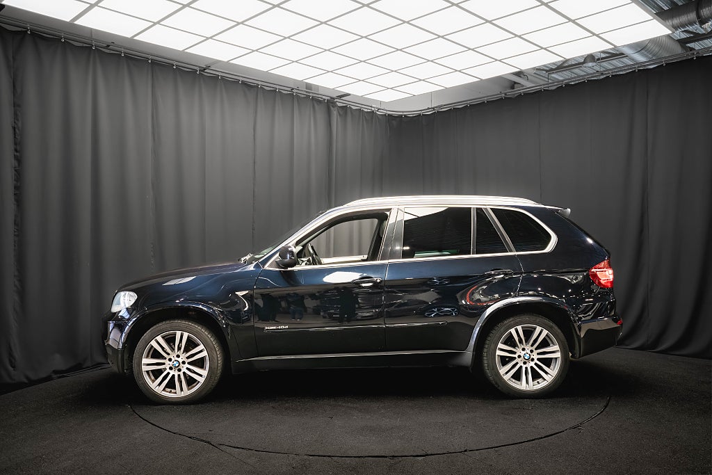 BMW X5 xDrive40d M Sport PANO D-VÄRM 360° LÄDER DRAG 306hk